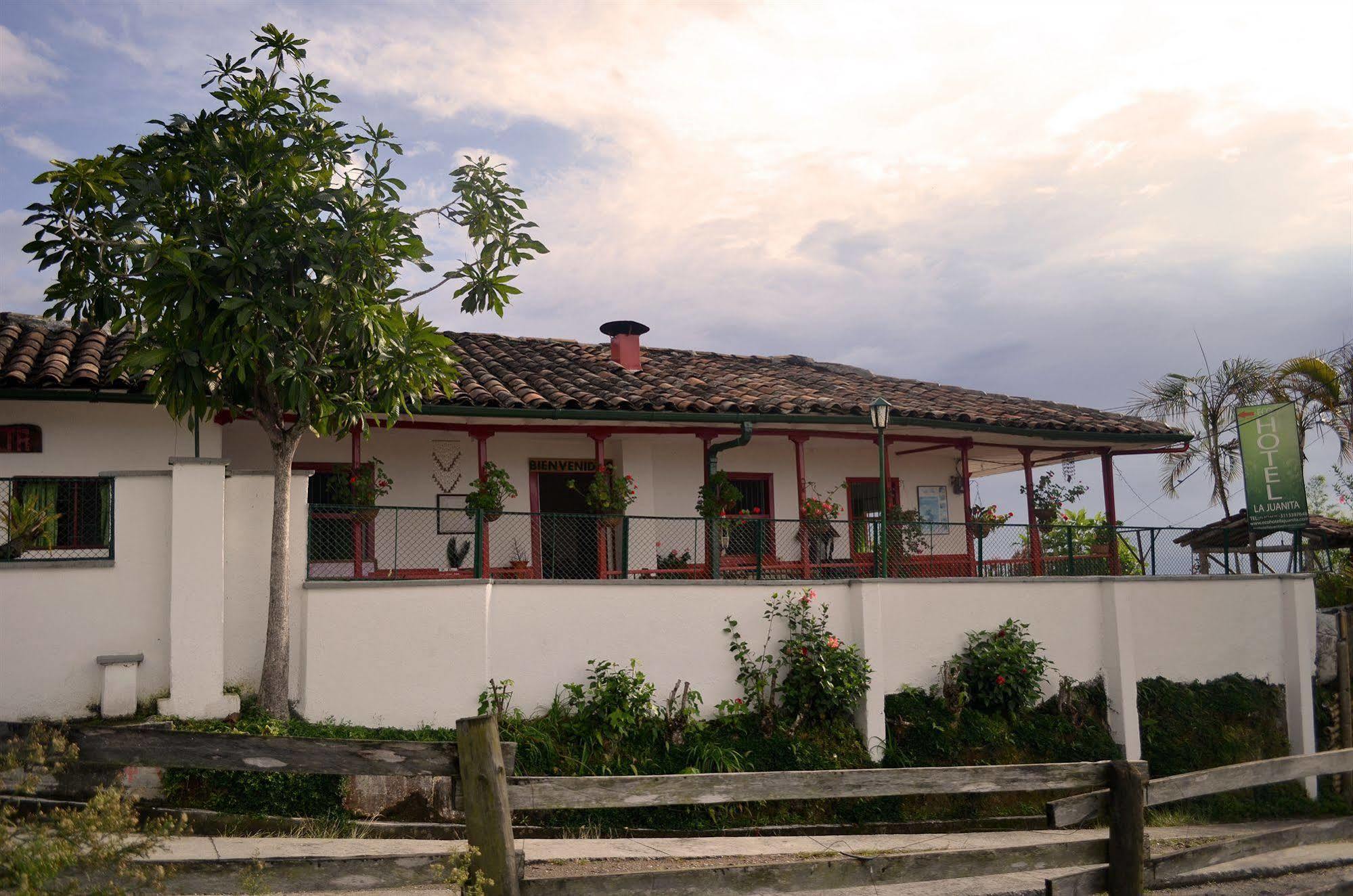 Eco Lodge La Juanita Manizales Kültér fotó